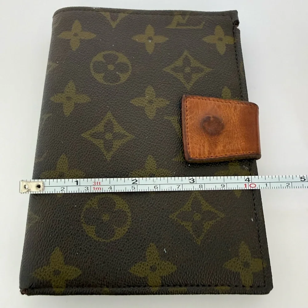 Louis Vuitton vintage unisex wallet Authentic